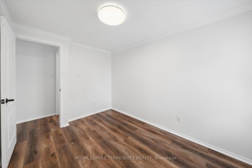1825 Hyde Mill Crescent, Mississauga, ON - Indoor Photo Showing Other Room