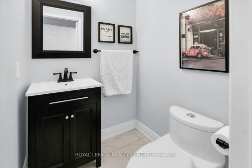 3135 Orleans Road, Mississauga, ON - Indoor Photo Showing Bathroom