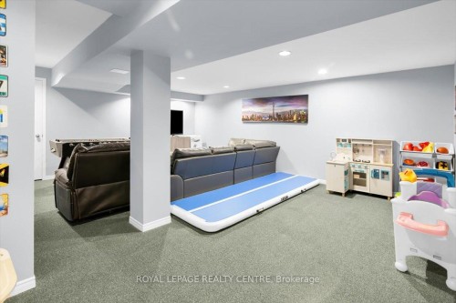 3135 Orleans Road, Mississauga, ON - Indoor