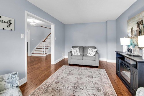 3135 Orleans Road, Mississauga, ON - Indoor Photo Showing Living Room With Fireplace