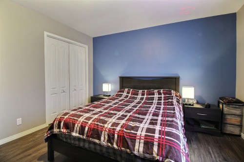 Chambre à coucher principale - 213 Av. Roy, Saint-Jules, QC - Indoor Photo Showing Bedroom