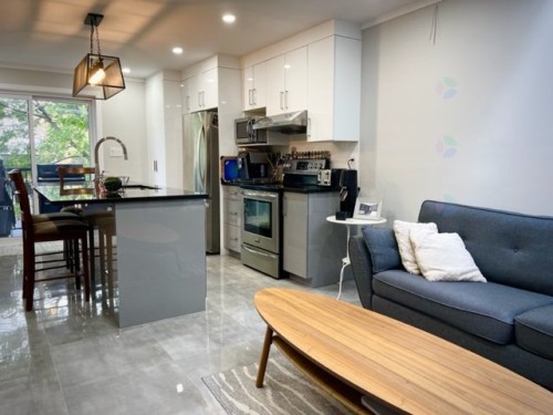 Living Room - 6797 43E Avenue, Montréal (Rosemont/La Petite-Patrie), QC - Indoor Photo Showing Kitchen