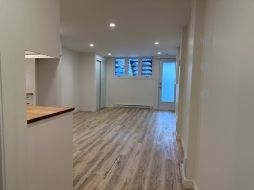 Passageway - 6793 43E Avenue, Montréal (Rosemont/La Petite-Patrie), QC - Indoor Photo Showing Other Room