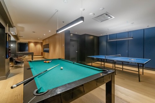Game Room - 610-2320 Rue Tupper, Montréal (Ville-Marie), QC - Indoor Photo Showing Other Room