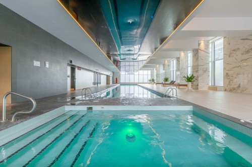 Pool - 610-2320 Rue Tupper, Montréal (Ville-Marie), QC - Indoor Photo Showing Other Room With In Ground Pool