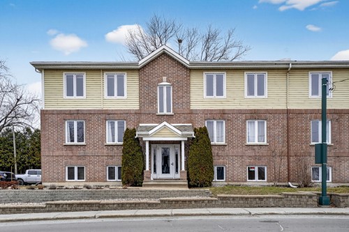 101-75 Ch. de la Grande-Côte  Boisbriand, QC J7G 1C5