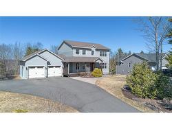27 Branch CRES  Quispamsis, NB E2E 0B1