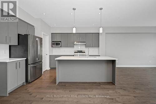 Kitchen - 4958 Abbott Street E, Ottawa, ON - Indoor Photo Showing Kitchen With Upgraded Kitchen