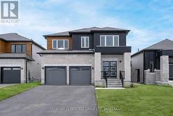 66 DUSENBURY DRIVE Loyalist (Lennox And Addington - South), ON K0H 2H0