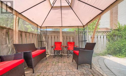 848 Attersley Drive, Oshawa, ON 
