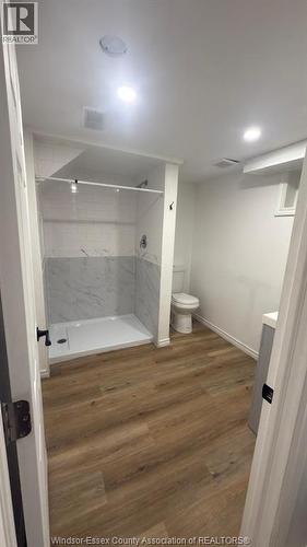 3295 Curry Unit# Lower, Windsor, ON - Indoor Photo Showing Bathroom