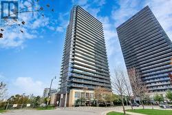 2710 - 33 SINGER COURT Toronto, ON M2K 0B4