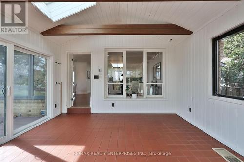 1439 Larchview Trail, Mississauga, ON - Indoor Photo Showing Other Room