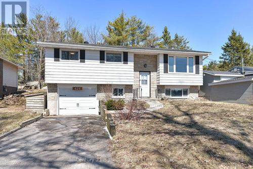 620 PINEDALE ROAD  Gravenhurst (Muskoka (S)), ON P1P 1L5