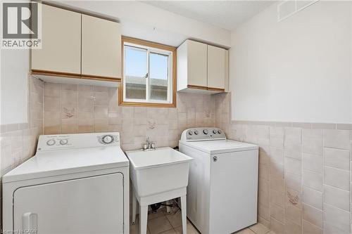 783 Stone Church Road E, Hamilton, ON - Indoor Photo Showing Laundry Room