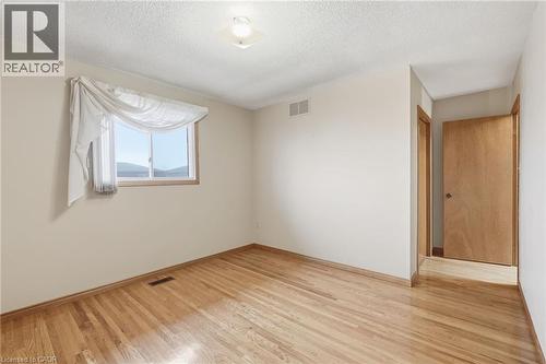 783 Stone Church Road E, Hamilton, ON - Indoor Photo Showing Other Room