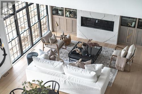 862 White Pine Street, London North (North S), ON - Indoor