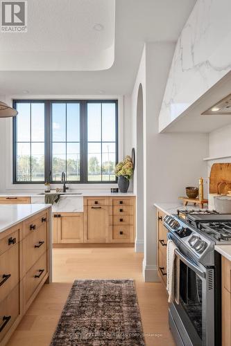863 White Pine Street, London North (North S), ON - Indoor Photo Showing Kitchen