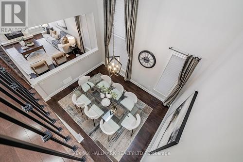 48 Stonecliffe Crescent, Aurora, ON - Indoor Photo Showing Other Room