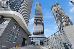 3303 - 225 COMMERCE STREET Vaughan, ON L4K 0R1