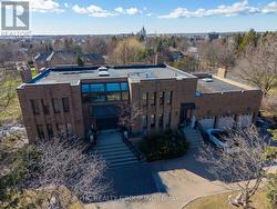 9 FORSON COURT Markham, ON L6C 1A9