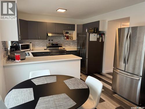 132 Barber Crescent, Saskatoon, SK - Indoor Photo Showing Kitchen With Double Sink