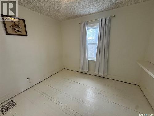3027 Robinson Street, Regina, SK - Indoor Photo Showing Other Room
