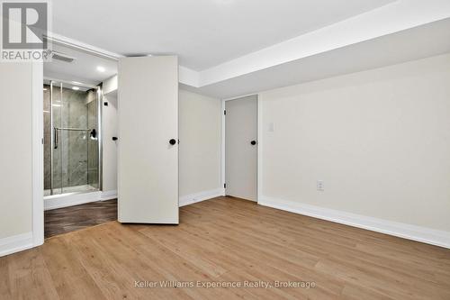 29 Nida Drive, Tiny, ON - Indoor Photo Showing Other Room