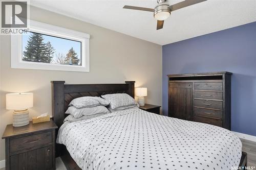 16 Pinder Crescent, Saskatoon, SK - Indoor Photo Showing Bedroom