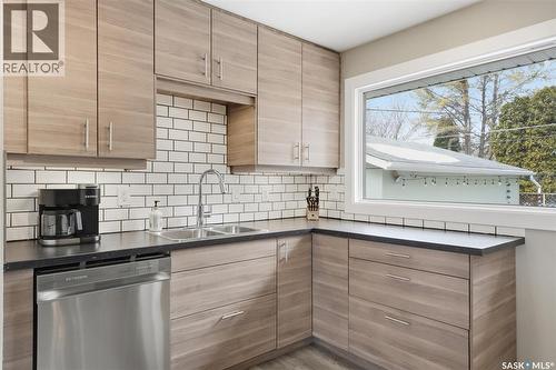 16 Pinder Crescent, Saskatoon, SK - Indoor Photo Showing Kitchen With Double Sink