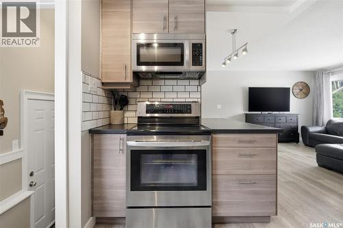 16 Pinder Crescent, Saskatoon, SK - Indoor Photo Showing Kitchen