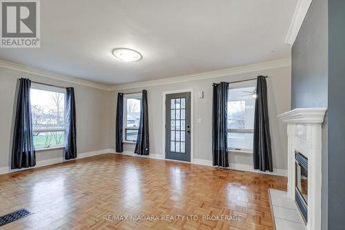 71 Joseph Street, Fort Erie (Lakeshore), ON - Indoor Photo Showing Other Room