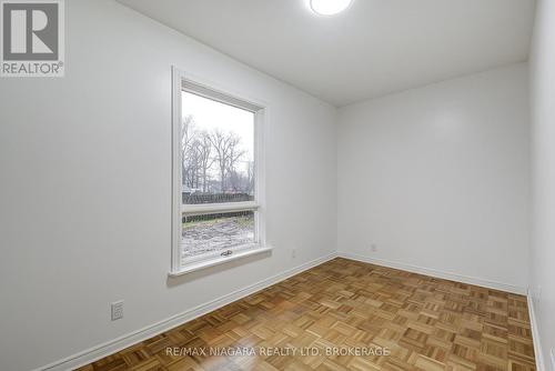 71 Joseph Street, Fort Erie (Lakeshore), ON - Indoor Photo Showing Other Room