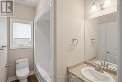 Main floor full bathroom - 