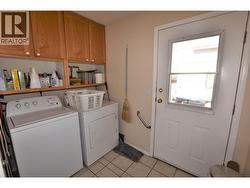 laundry area - 