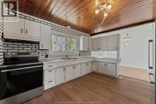 5740 Baseline Road, Windsor, ON - Indoor Photo Showing Kitchen With Double Sink