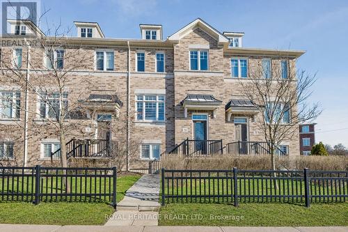 54 STREATHERN WAY  Clarington (Bowmanville), ON L1C 3X1