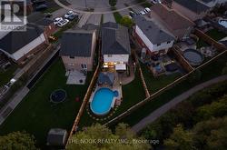 33 ABERNETHY CRESCENT Clarington (Bowmanville), ON L1C 4Z1