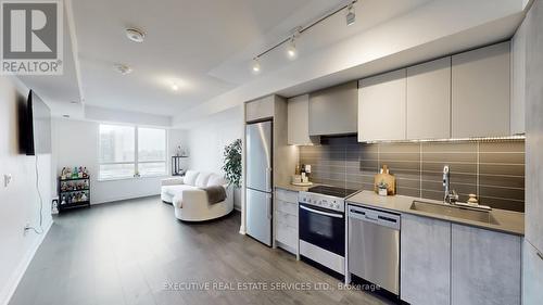 624 - 10 GIBBS ROAD  Toronto, ON M9B 0E2
