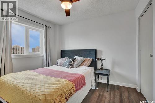 902 405 5Th Avenue, Saskatoon, SK - Indoor Photo Showing Bedroom