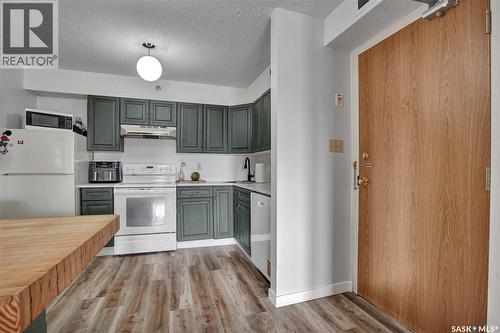 902 405 5Th Avenue, Saskatoon, SK - Indoor Photo Showing Kitchen