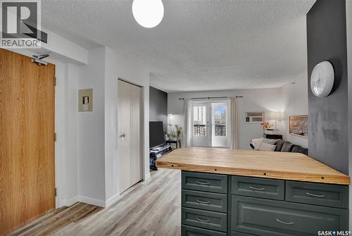 902 405 5Th Avenue, Saskatoon, SK - Indoor