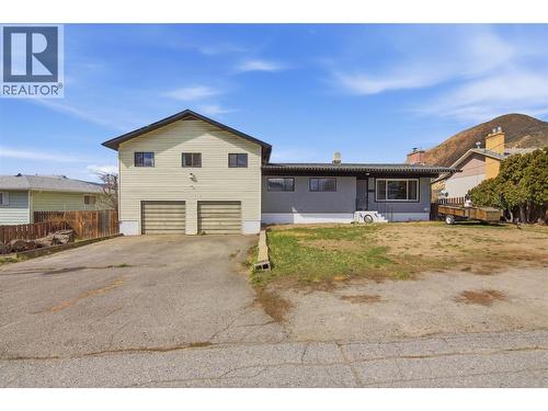1178 BENTLEY Place  Kamloops, BC V2B 5M5