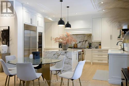 20 Arrowstook Road, Toronto, ON - Indoor Photo Showing Dining Room