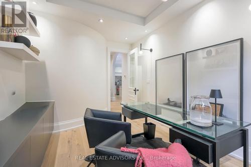 20 Arrowstook Road, Toronto, ON - Indoor Photo Showing Other Room