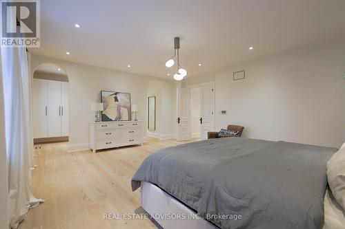 20 Arrowstook Road, Toronto, ON - Indoor Photo Showing Bedroom