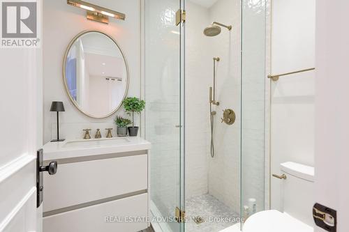 20 Arrowstook Road, Toronto, ON - Indoor Photo Showing Bathroom