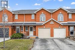 53 PINEWOODS DRIVE Hamilton, ON L8L 2T6