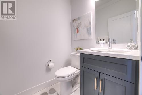 35 Donegal Run, St. John’S, NL - Indoor Photo Showing Bathroom