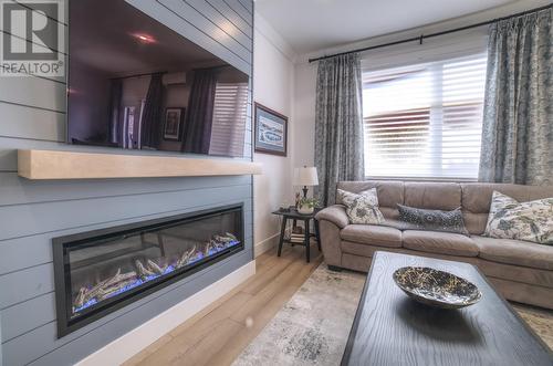 35 Donegal Run, St. John’S, NL - Indoor Photo Showing Living Room With Fireplace